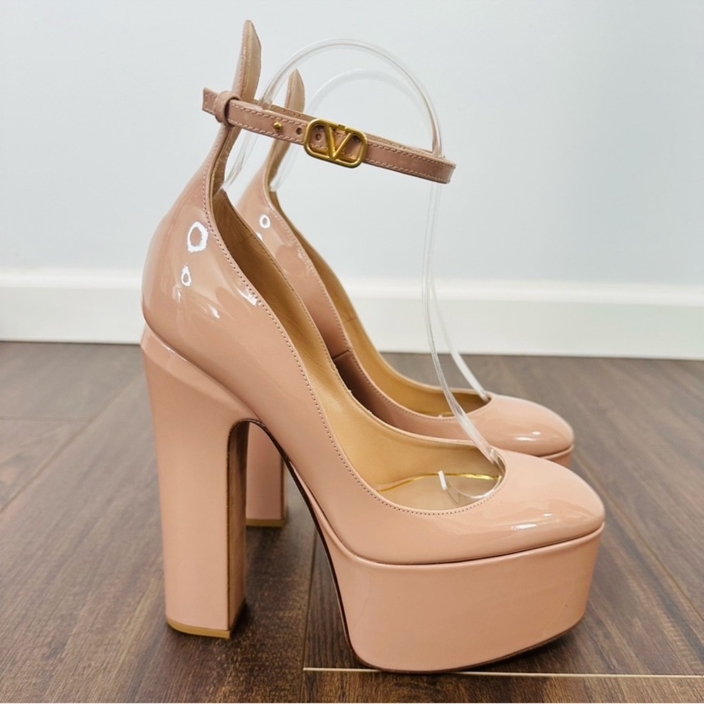 Valentino Garavani Patent Leather Platform Pumps - Picture 5 of 13